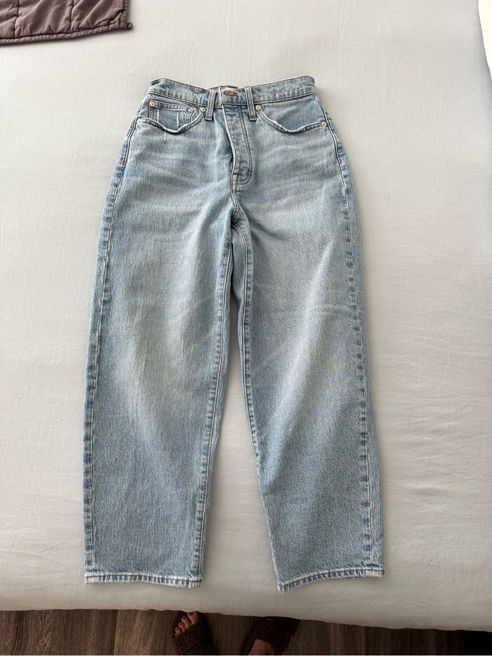 Madewell Balloon Button Fly High-Rise Jeans - Picture 4 of 7
